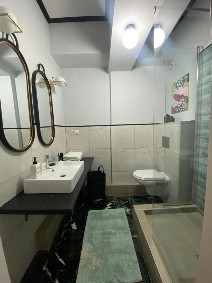 5 Rooms Афіни Екстер'єр фото